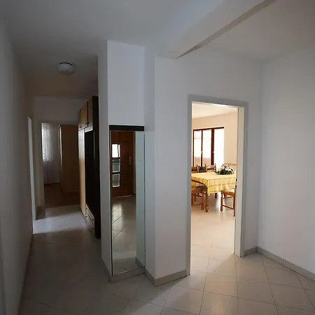 Davorka, Spacious *